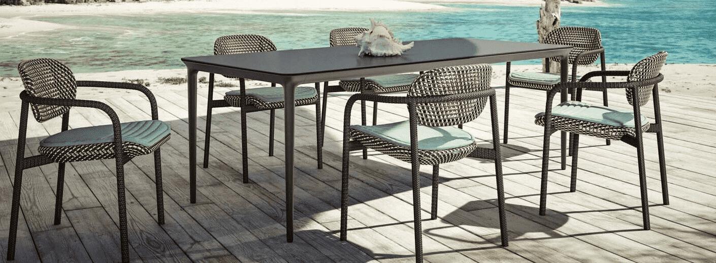 Bàn Ghế Sân Vườn	